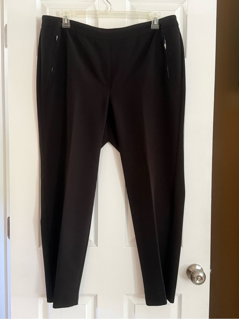 Women’s Black Stretch Zip-Pocket Dress Pants